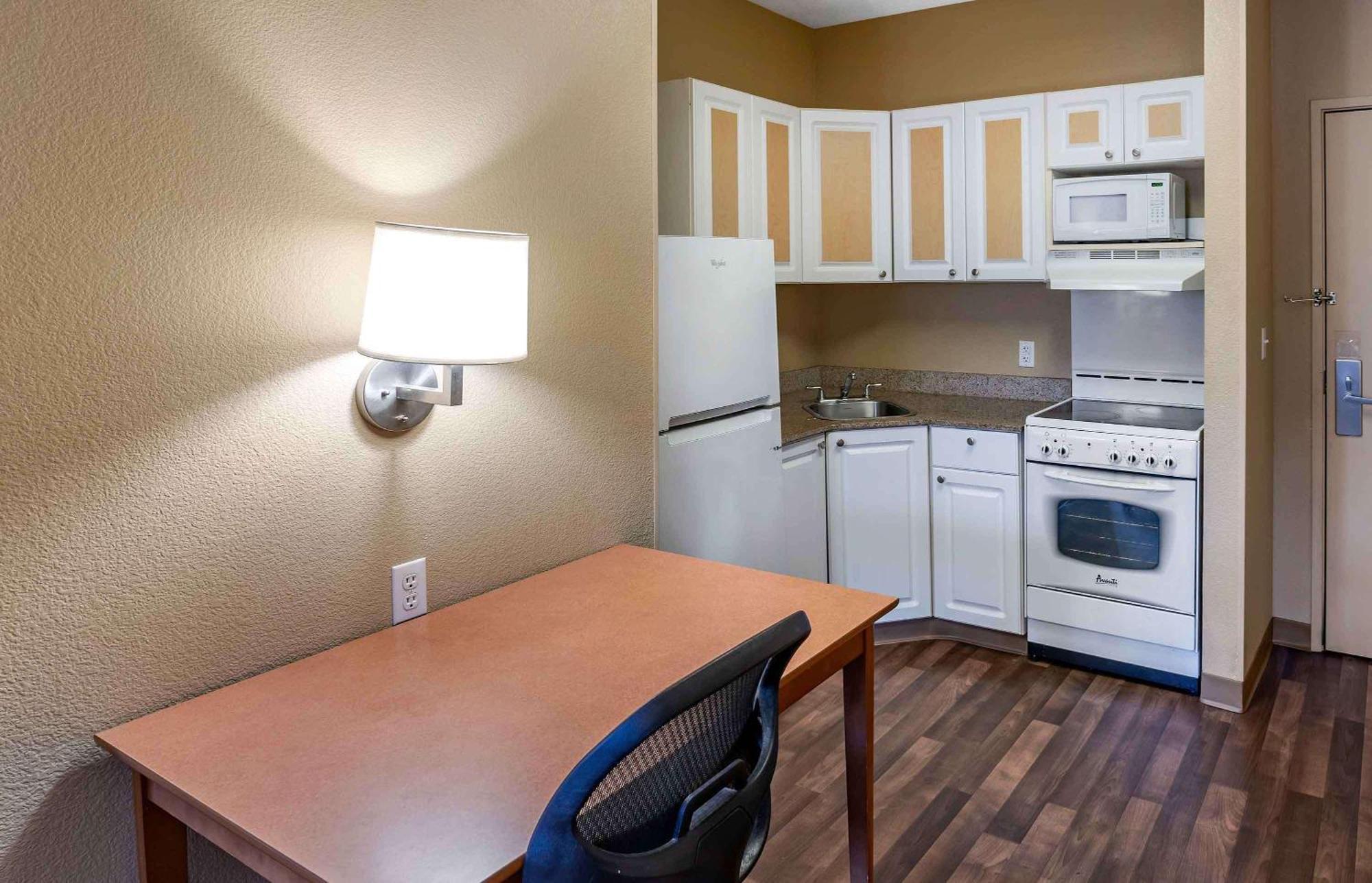 Extended Stay America Suites - San Rafael - Francisco Blvd East Eksteriør billede